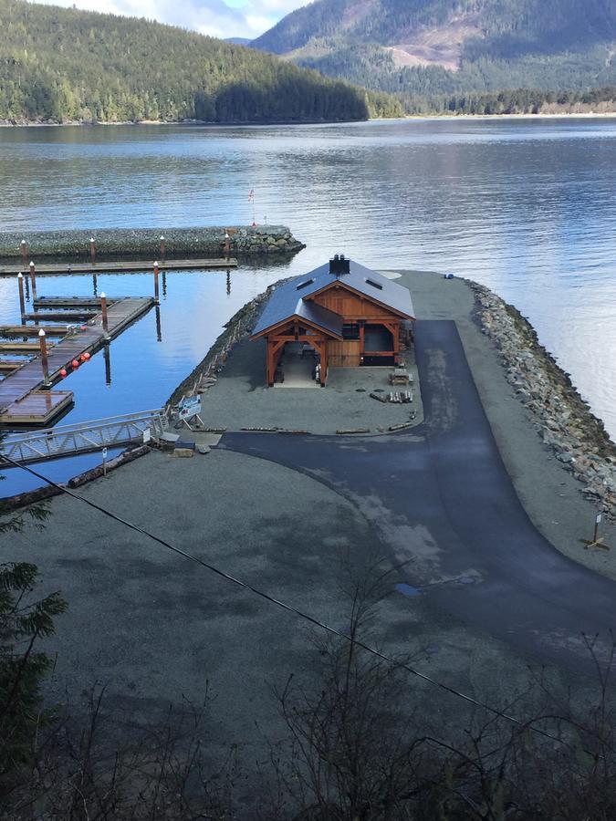 Tilby'S Rainbow Cottage Port Renfrew Exterior foto